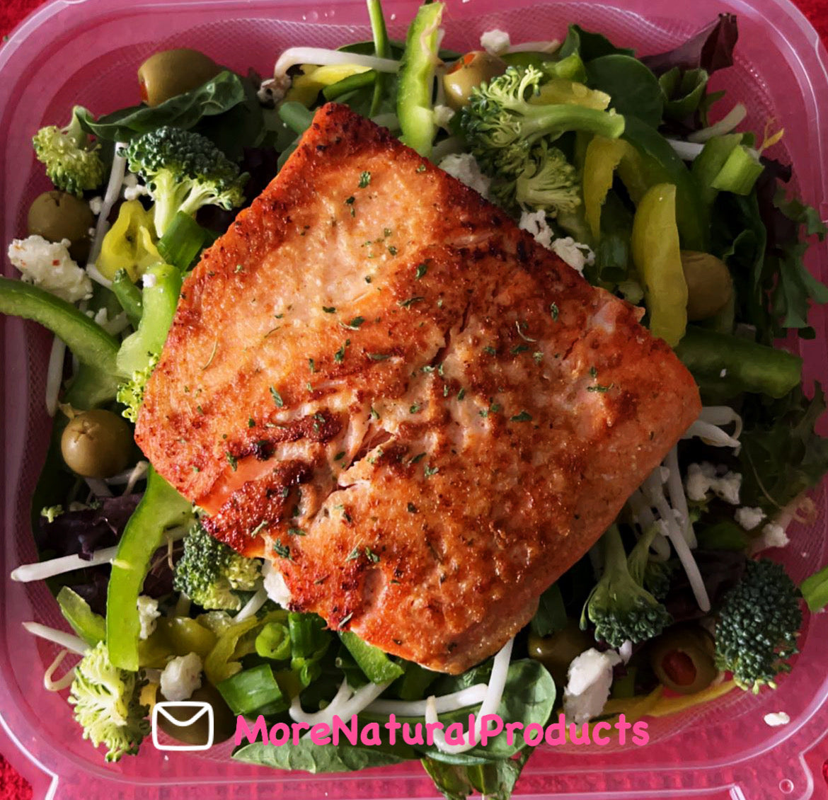 SALMON DELUXE SALAD